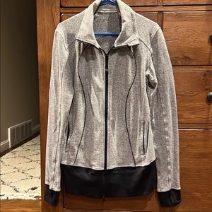 Lululemon jacket sz 12